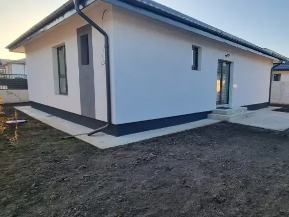 Vanzare Casa Bragadiru, Ilfov - Eficienta Energetica Clasa A, Curte Generoasa