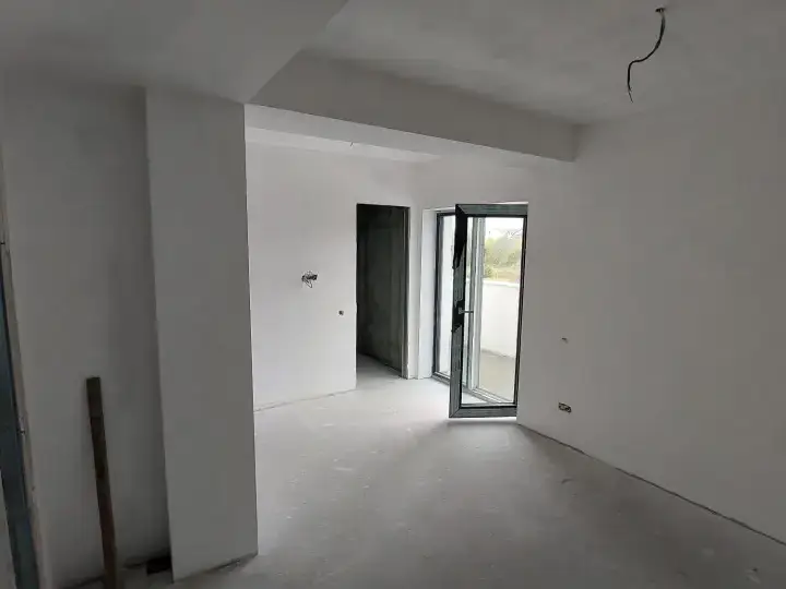 Casă P+1+Pod de vânzare Bragadiru, Ilfov - 5 camere, 4 băi, terasă și balcon - imaginea 9