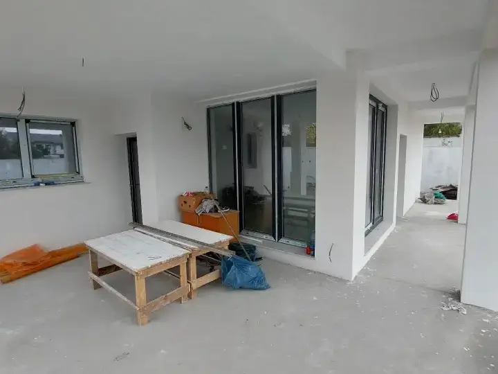 Casă P+1+Pod de vânzare Bragadiru, Ilfov - 5 camere, 4 băi, terasă și balcon - imaginea 5