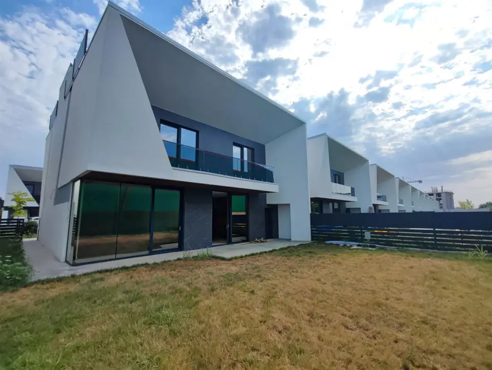 casa cu piscina de vânzare în Voluntari, Ilfov - Smart Home & Design Modern - imaginea 2