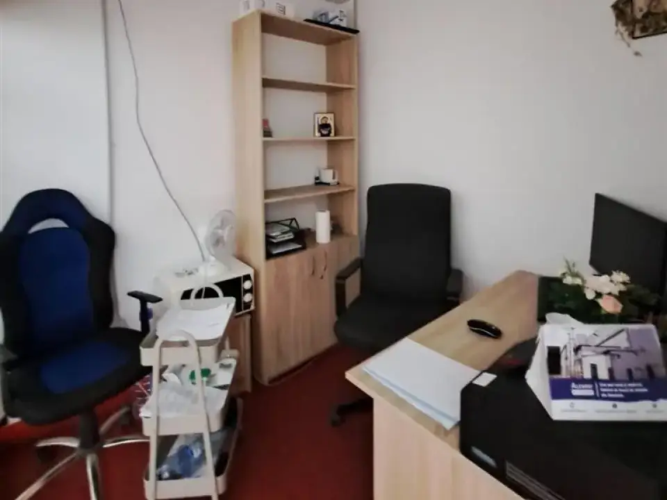 Hala Afumati Ilfov de inchiriat - 840 mp spatiu comercial cu acces rapid DN2, ideal depozit/showroom - imaginea 4