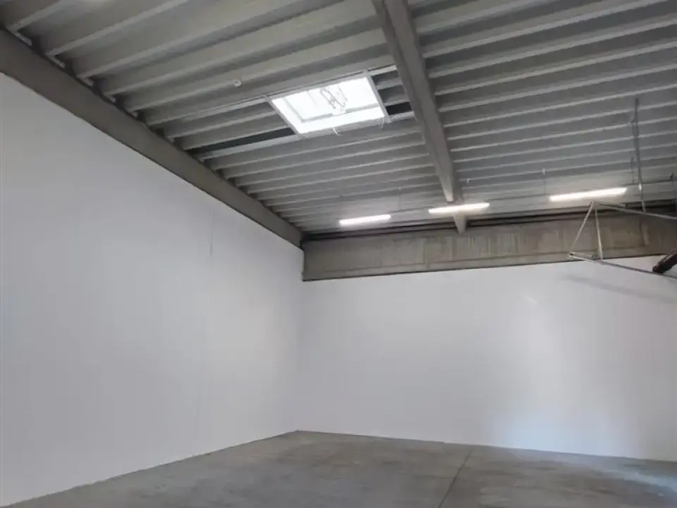 Afumati, Ilfov: Hala Depozitare 124 mp de Inchiriat - Structura Beton, Acces TIR - imaginea 5