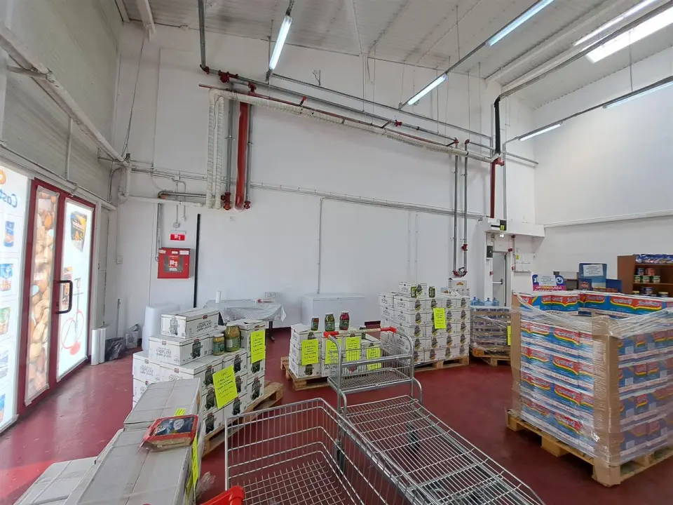 Inchiriaza hala in Afumati, Ilfov - 468 mp, depozit si birouri - imaginea 7