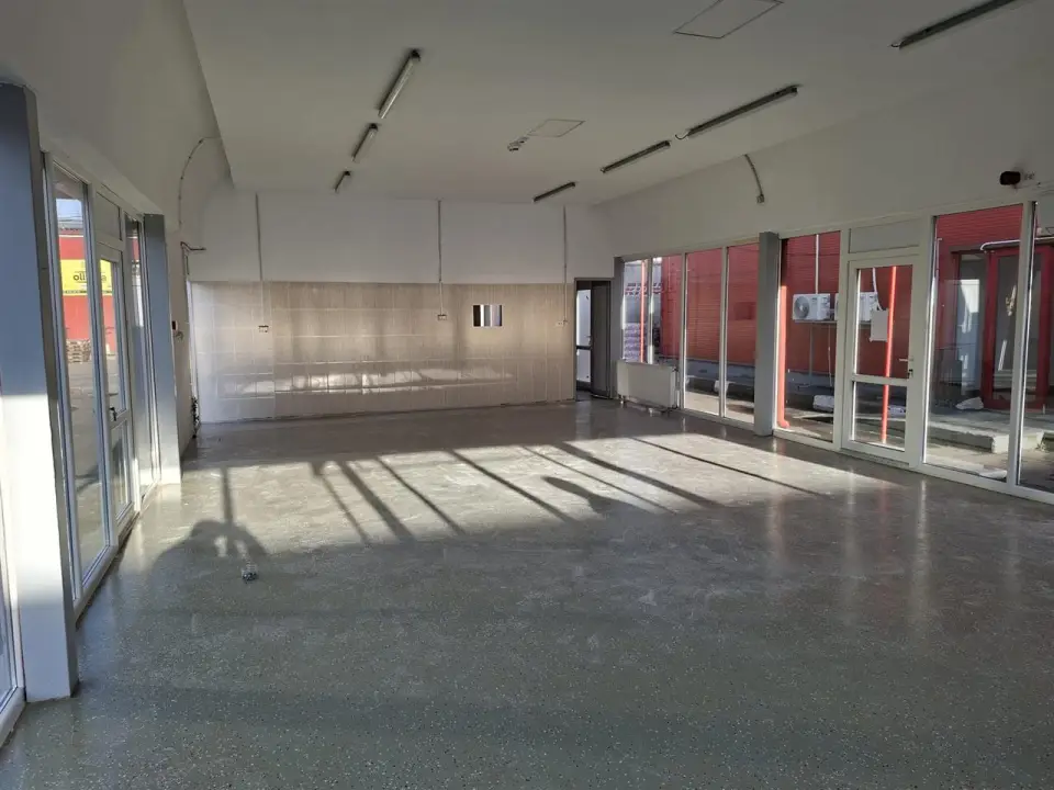 Hala de inchiriat in Afumati, Ilfov - Restaurant cu terasa si utilitati