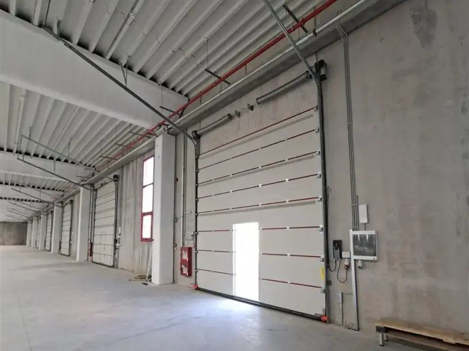 Hala de vânzare, Chitila, Ilfov - 300 mp, înălțime 8m, structură beton armat, parcare TIR - imaginea 14