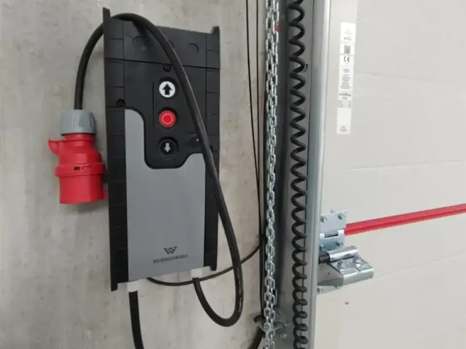 Hala industriala de vanzare in Chitila, Ilfov - 900 mp, inaltime 8m - imaginea 11