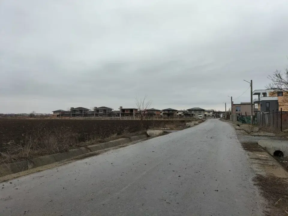 Oportunitate teren Corbeanca, Ilfov: 7400 mp intravilan, lotizat, priveliște spre pădure